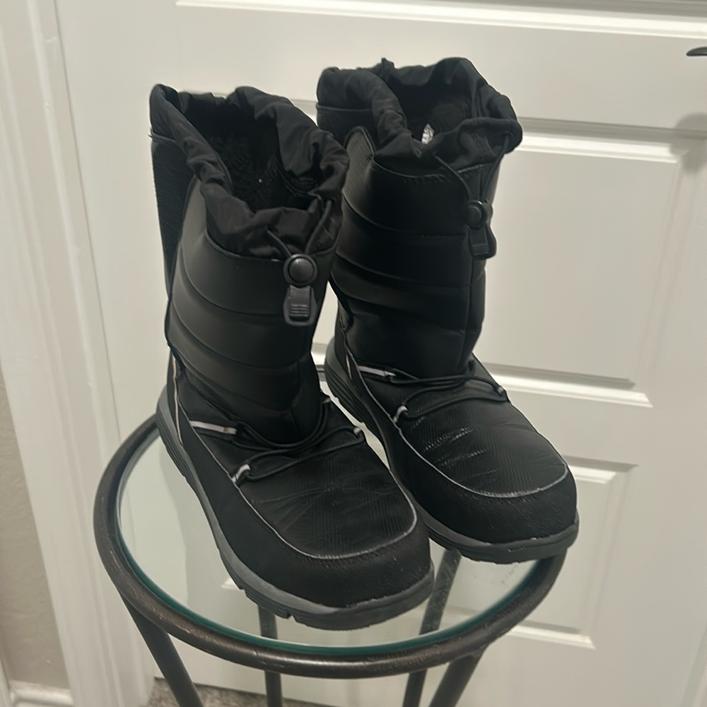 Kid’s Snow Flurry Insulated Boots